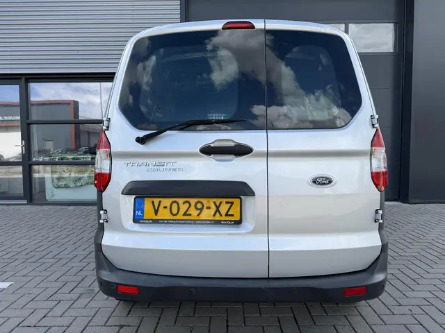 Ford Transit Courier 1.0 Trend 2019 Benzine 5
