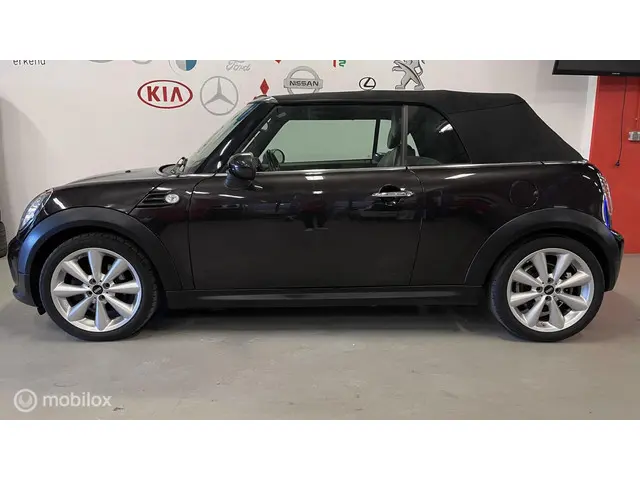 MINI Cooper Cabrio 1.6 2014 Benzine 17