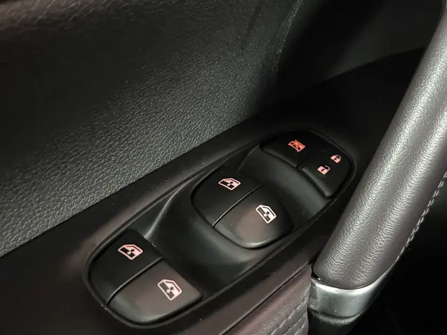 Nissan QASHQAI 1.2 Business Edition 2019 Benzine 28