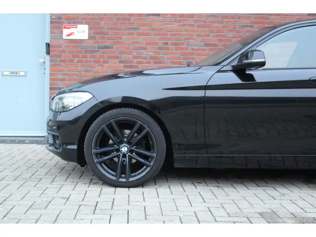 BMW 1 Serie 116d | Automaat | 18 inch | NAP 2017 Diesel 5