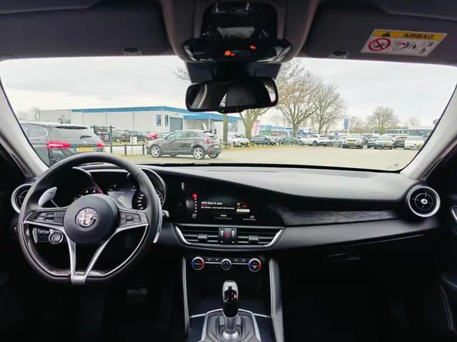 Alfa Romeo Giulia 2.0T B-Tech Super 2019 Benzine 13