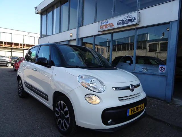 Fiat 500L 0.9 TwinAir Easy 2013 Benzine 6