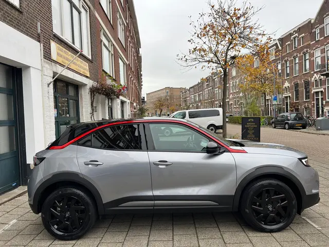Opel Mokka 1.2 Turbo GS Line-automaat 2022 Benzine 4