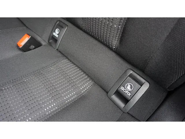 Peugeot 308 1.2 131pk 5Drs PureTech Allure 2016 Benzine 28