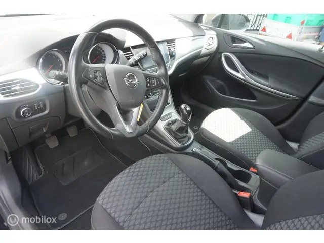 Opel Astra 1.0 Online Edition 2017 Benzine 9