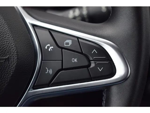 Renault Clio 1.0 TCE Zen 2019 Benzine 26