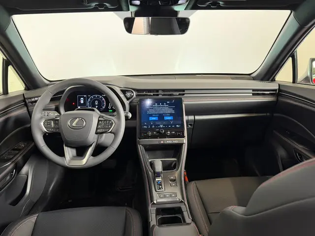 Lexus LBX Emotion 2WD 2026 Hybride Benzine 2