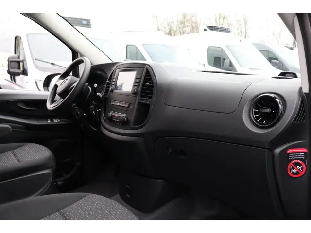 Mercedes-Benz eVito Lang 66 kWh 2025 Elektrisch 39