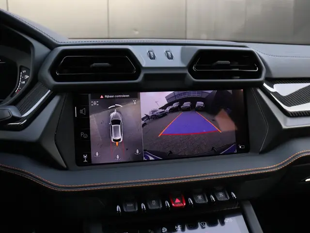 Lamborghini Urus 4.0 V8 Hybrid SE 2026 Hybride Benzine 12