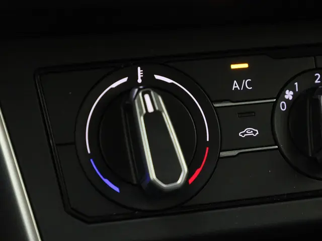 Volkswagen Polo 1.0TSI/95PK Life 2023 Benzine 8