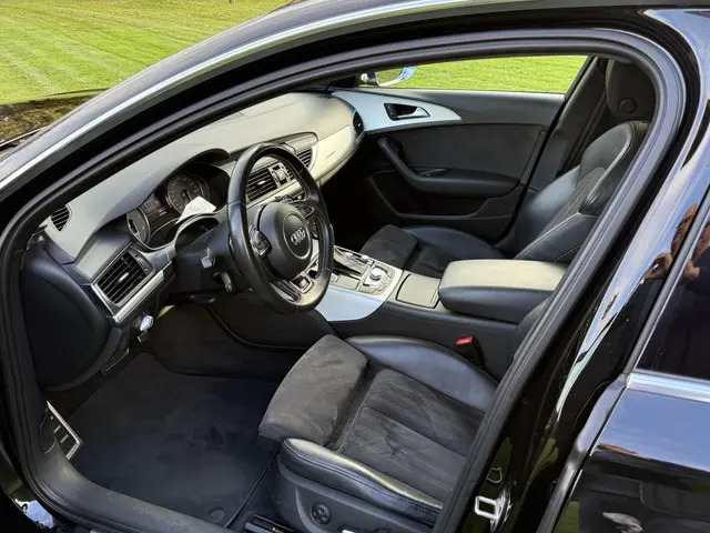 Audi A6 Avant 4.0 TFSI S6 2014 Benzine 11