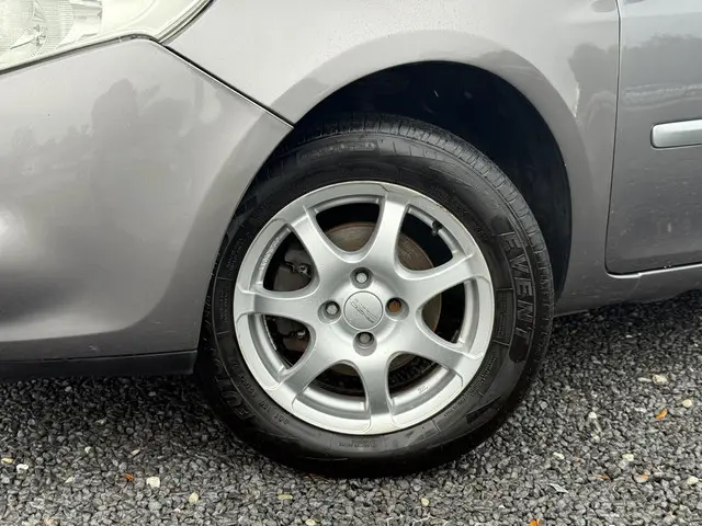 Renault Clio 1.2 Collection 2013 Benzine 20