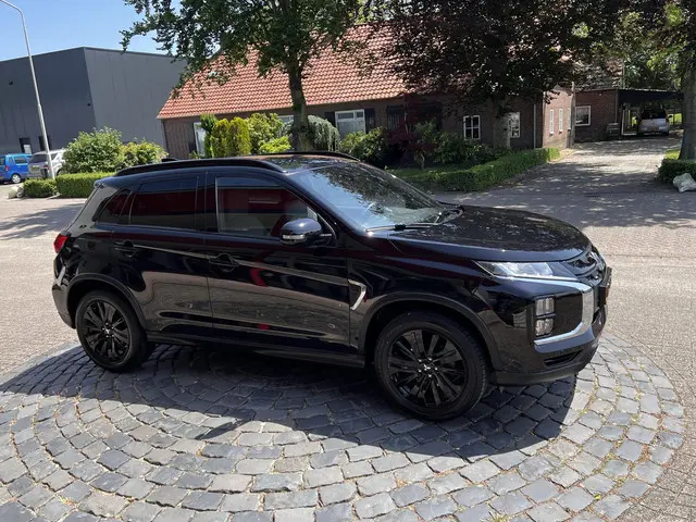 Mitsubishi ASX 2.0 Intense 2021 Benzine 38