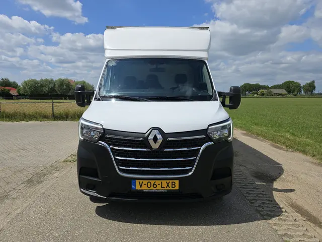 Renault Master T35 2.3 dCi Lowliner 2022 Diesel 8