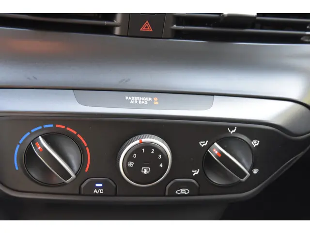 Hyundai i20 1.2 MPI i-Motion 2021 Benzine 13