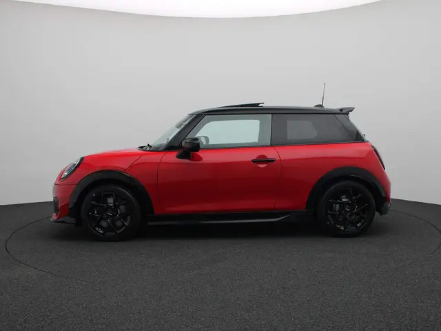MINI 3-Deurs Cooper C 2024 Benzine 3