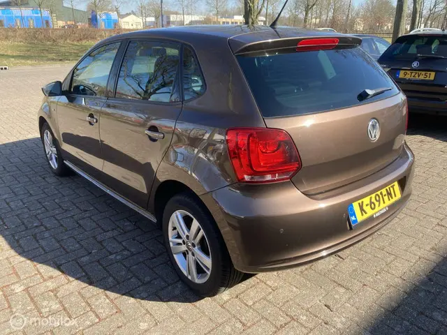 Volkswagen Polo 1.2 Easyline ----NIEUWE APK----- 2014 Benzine 4