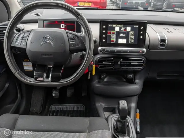 Citroën C4 Cactus 1.2 PureTech One-Tone 2017 Benzine 12