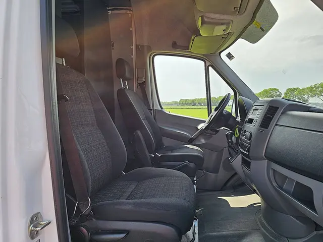 Mercedes-Benz Sprinter 311 2018 Diesel 7