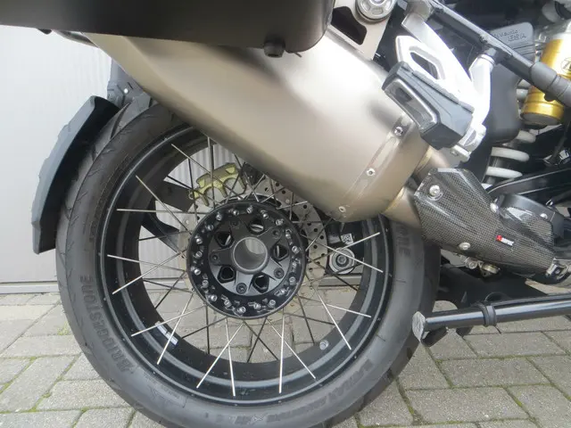 BMW R 1250 GS Adventure Rallye 2024 Benzine 7