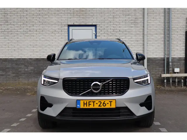 Volvo XC40 2.0 B4 Plus Dark 2025 Benzine 15