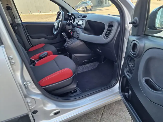 Fiat Panda 1.2 Popstar 2017 Benzine 27