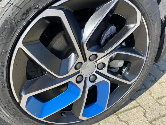 Lynk & Co 01 1.5 2023 Hybride Benzine 7