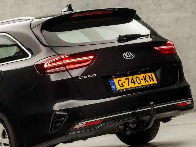 Kia Ceed Sportswagon 1.4 T-GDi DynamicLine 2019 Benzine 25