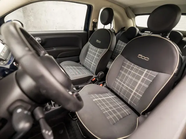 Fiat 500C 1.2 Lounge 2017 Benzine 14