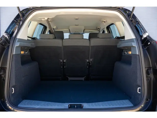 Ford C-MAX 1.0 Edition 2014 Benzine 12