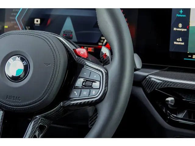 BMW M3 Touring xDrive Competition 2024 Benzine 46