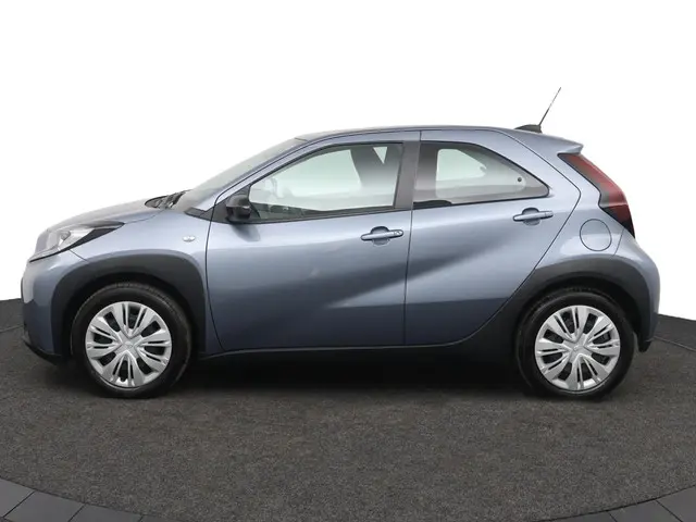 Toyota Aygo X 1.0 VVT-i MT Play 2024 Benzine 3