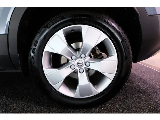 Volvo XC40 1.5 T3 Momentum Pro 2020 Benzine 24