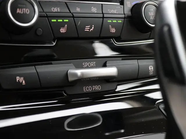 BMW 2 Serie Active Tourer 218i 2020 Benzine 17