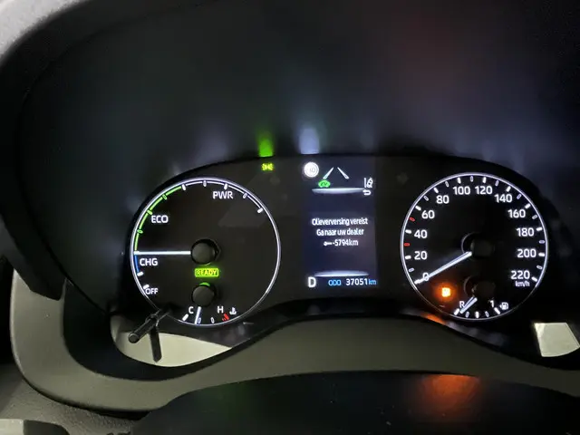 Toyota Yaris 1.5 Hybrid Active 2023 Hybride Benzine 18
