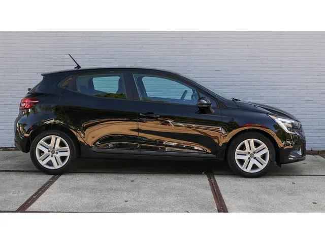 Renault Clio 1.0 TCe Zen 2021 Benzine 8