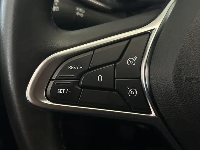Renault Clio 1.0 TCe 100 Intens 2020 Benzine 20