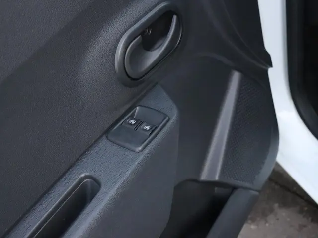 Dacia Lodgy 1.3 TCe Essential 2021 Benzine 12