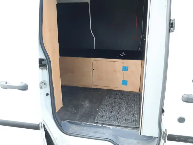 Ford Transit Connect T230L 1.8 TDCi Trend 2013 Diesel 8