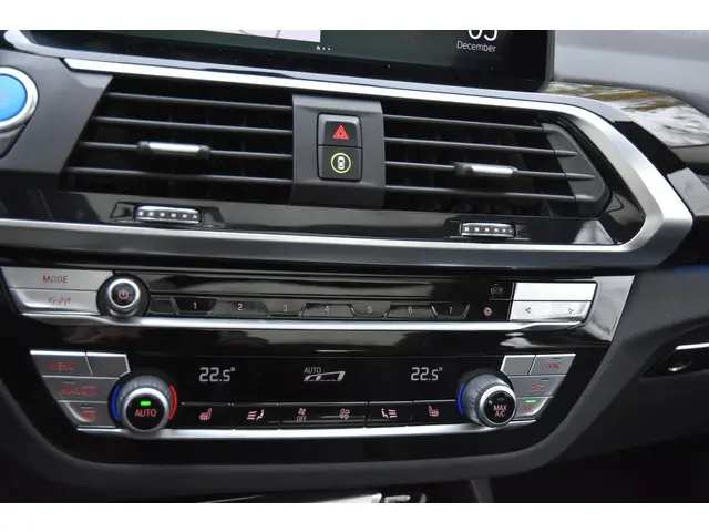 BMW iX3 Executive 80 kWh 2021 Elektrisch 17