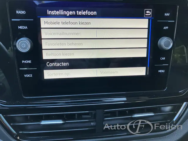 Volkswagen T-Roc 1.5 TSI R-Line Edition 2024 Benzine 29