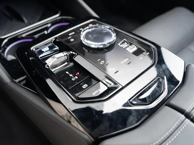 BMW i5 Touring eDrive40 2025 Elektrisch 35