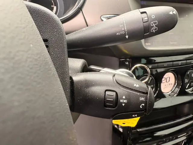 DS DS 3 1.2 PureTech So Chic 2016 Benzine 15