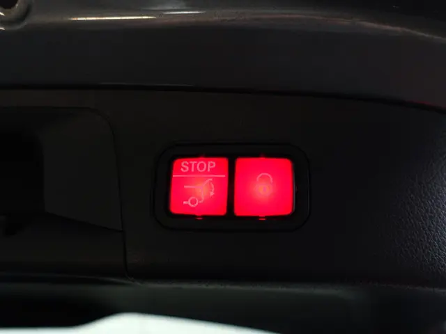 Mercedes-Benz GLA 200 Premium Luxury Aut- 2020 Benzine 32