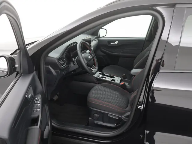Ford Kuga 2.5 FHEV 190PK ST-Line 2025 Hybride Benzine 10