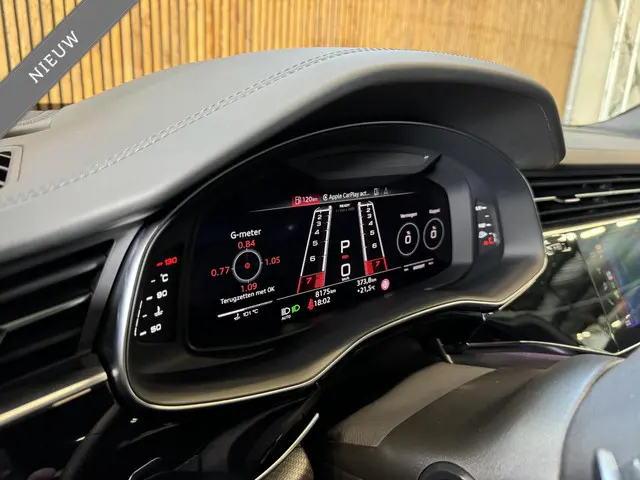 Audi RSQ8 4.0 TFSI RS Q8 quattro 2022 Benzine 17