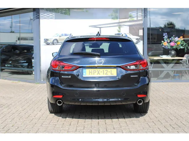 Mazda 6 Sportbreak 2.5 SkyActiv-G 194 Luxury 2022 Benzine 9