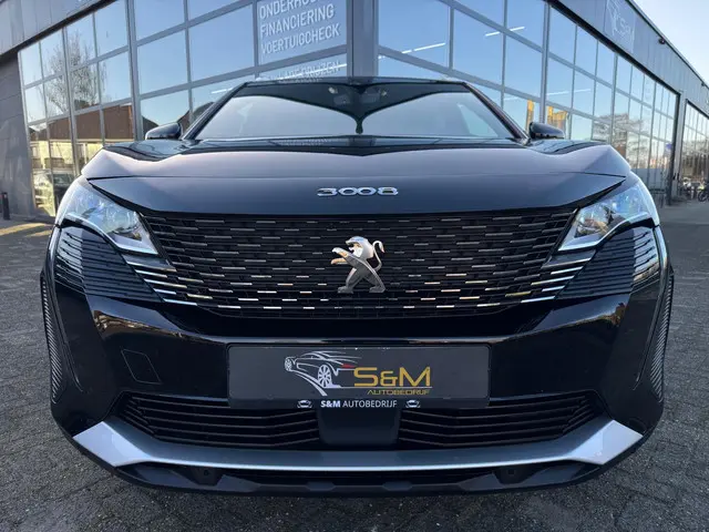 Peugeot 3008 1.2 PureTech GT LINE 2022 Benzine 2