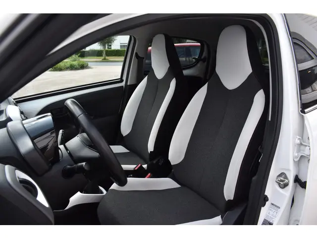 Citroën C1 1.0 VTi Feel 2020 Benzine 2