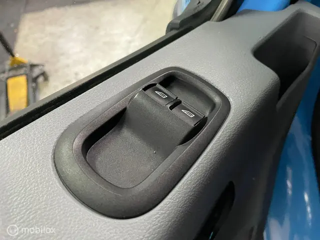 Ford Transit 350 2.0 TDCI L3H2 Ambiente 2018 Diesel 7